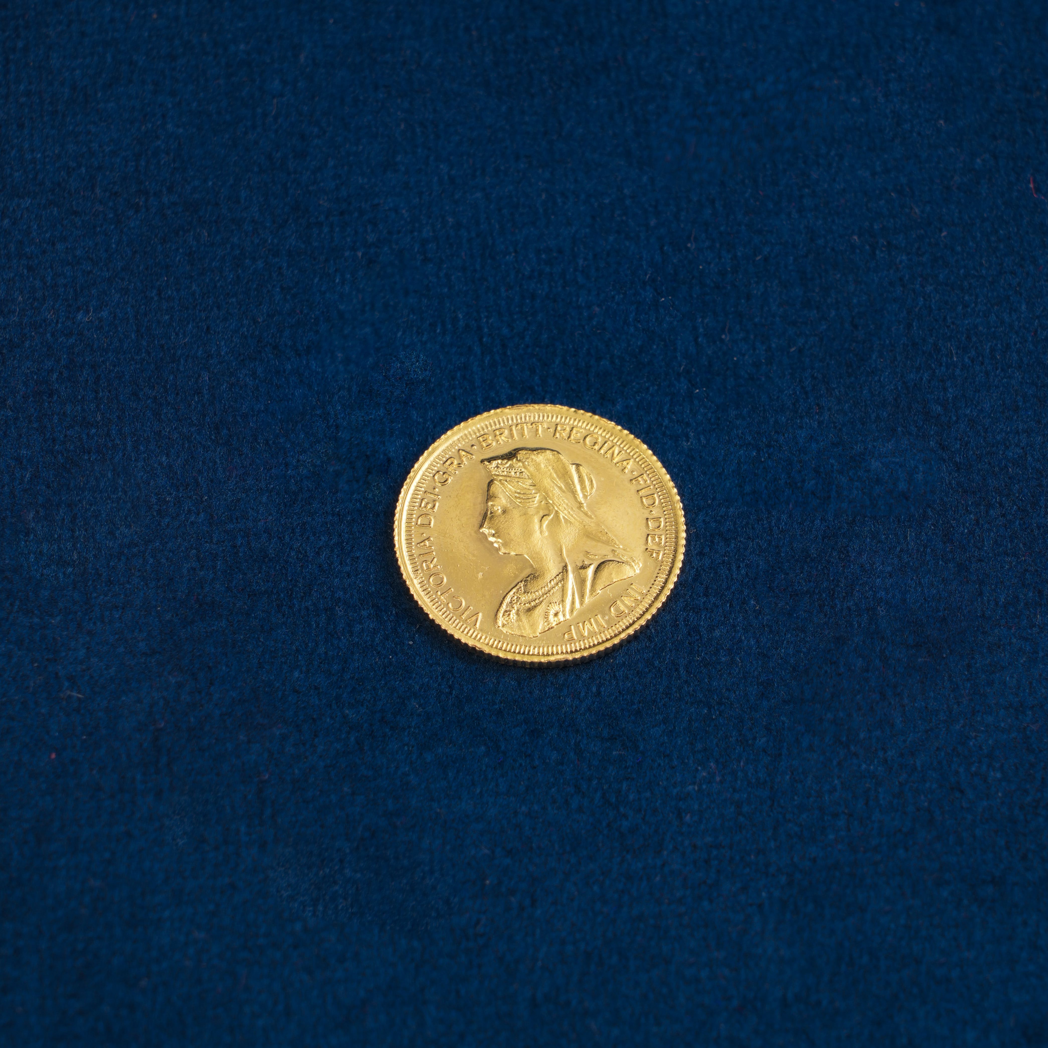 4 GRAM ANTIQUE QUEEN VICTORIA GOLD COIN – 22K COLLECTIBLE